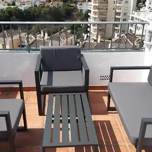 Amplio Con Piscina Cerca De La Playa Apartamento Nerja